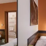 Hotel Vinař - *